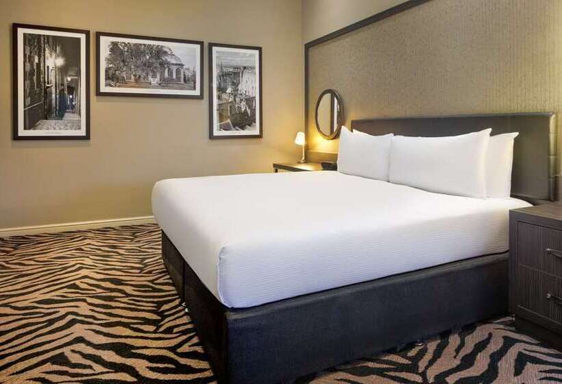 주니어 스위트 킹사이즈 침대, Hilton Southampton Utilita Bowl