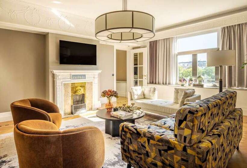 스위트, Hilton Southampton Utilita Bowl