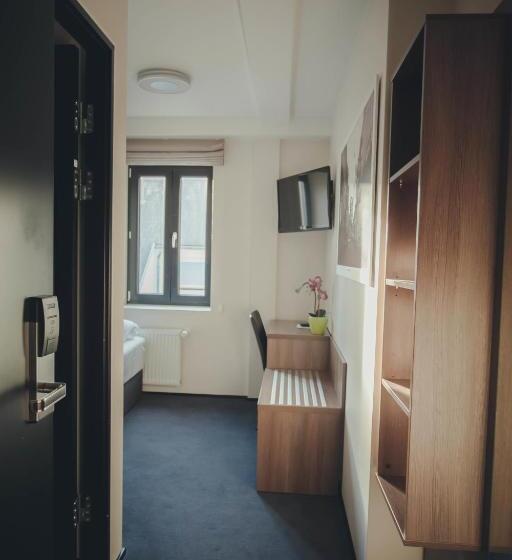 Номер Премиум Индивидуальный, Jomfru Ane