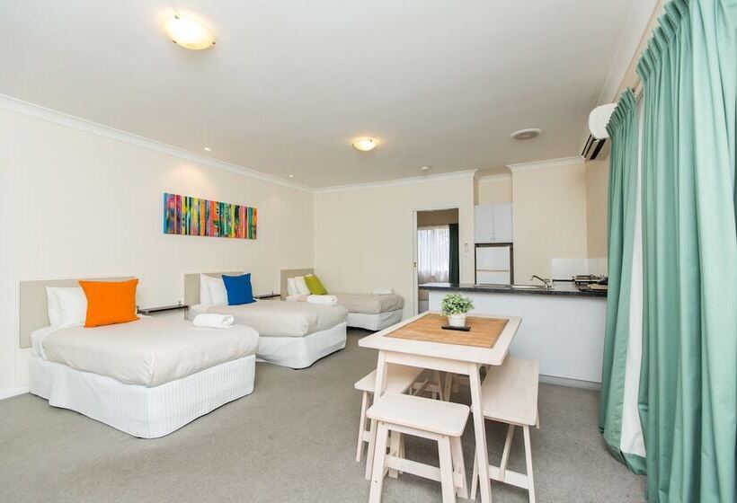 سوییت خانوادگی, Lincoln Cottage Motor Inn