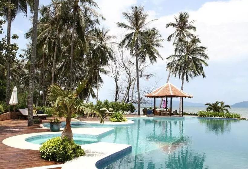 اتاق سوپریور با تخت بزرگ, Nataya Round House Coral Bay Resort