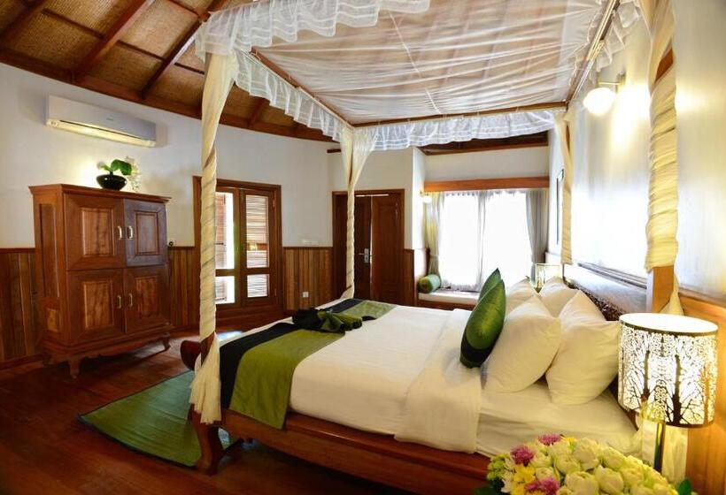 غرفة ديلوكس سرير كينج, Nataya Round House Coral Bay Resort