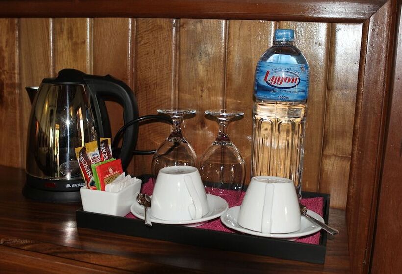 غرفة ديلوكس مطلّة علي الحديقة, Nataya Round House Coral Bay Resort