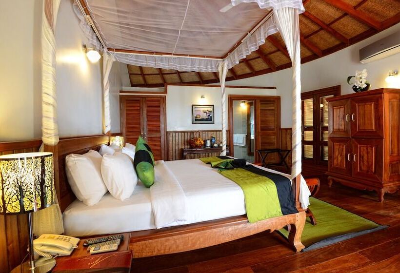 غرفة ديلوكس مطلّة علي الحديقة, Nataya Round House Coral Bay Resort