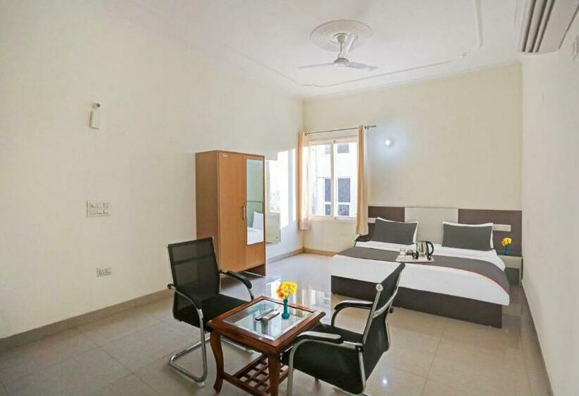 三人经典房间, Collection O 702138  Star Key