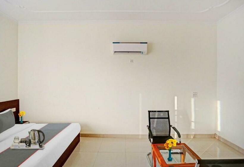 三人经典房间, Collection O 702138  Star Key