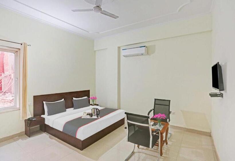 三人经典房间, Collection O 702138  Star Key