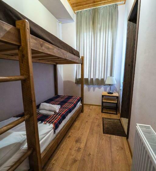 اتاق استاندارد, Hedi