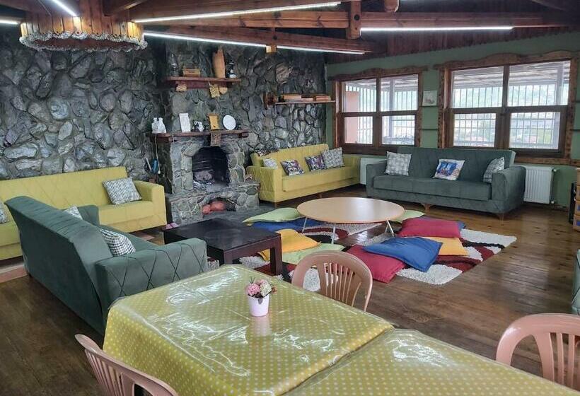 Quarto Economy Individual, Ayça Konaklama