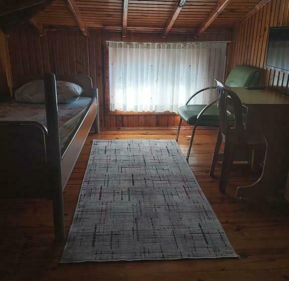 Quarto Estandar Individual, Ayça Konaklama