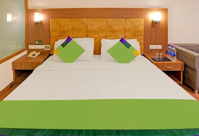 Standard Room, Treebo The Royal Cm, 4 Km From City Palace