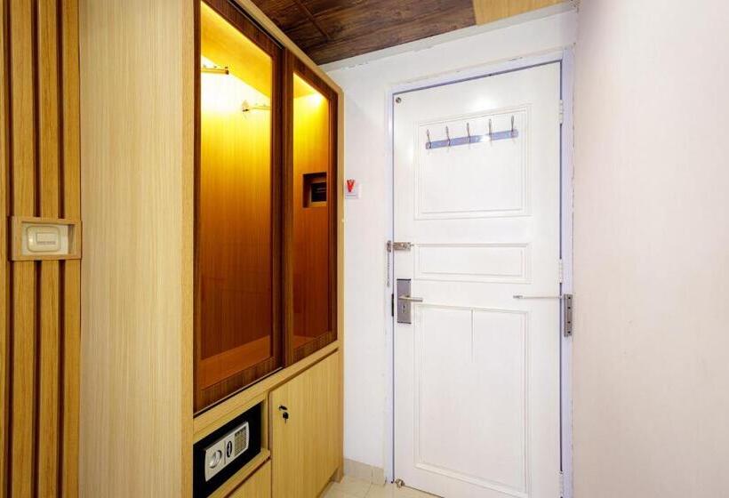 اتاق لوکس, Urbanview Hotel Kota Tua Jakarta