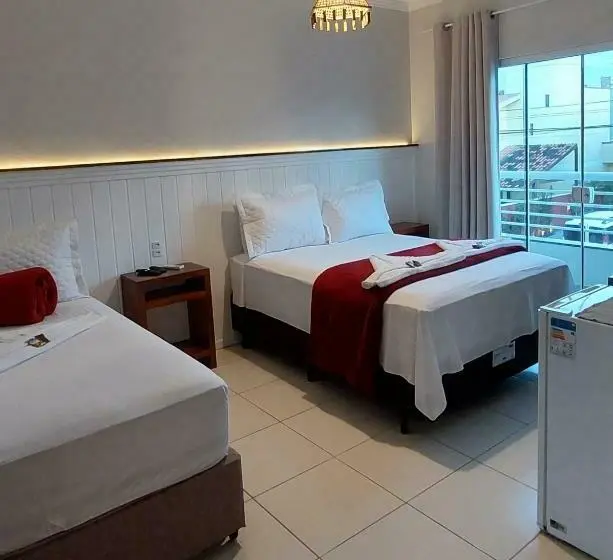 اتاق استاندارد چهارنفره با بالکن, Navega Apart