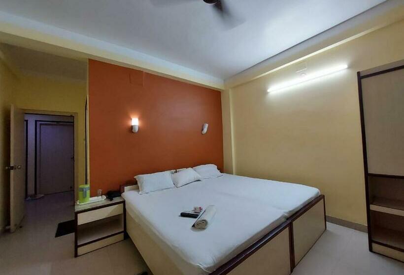 اتاق اکونومی, Mira International