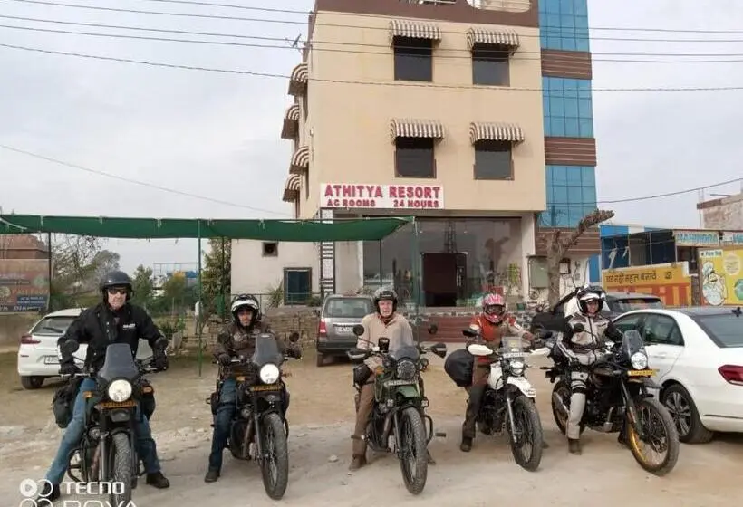 コンフォートトリプルルーム, Athitya Hotel And Resort