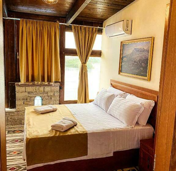 스탠다드 룸 호수 전망, Iliria