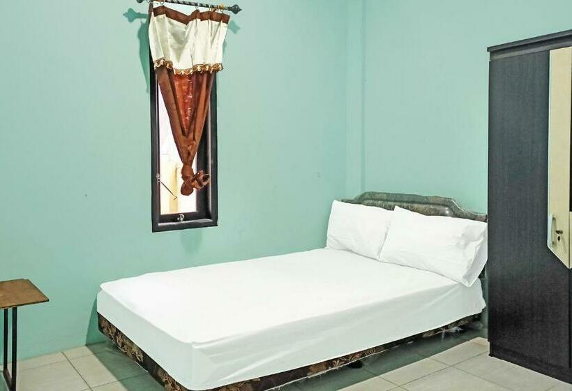 Номер Superior Одноместный, Spot On 91791 Homestay Surya Syariah