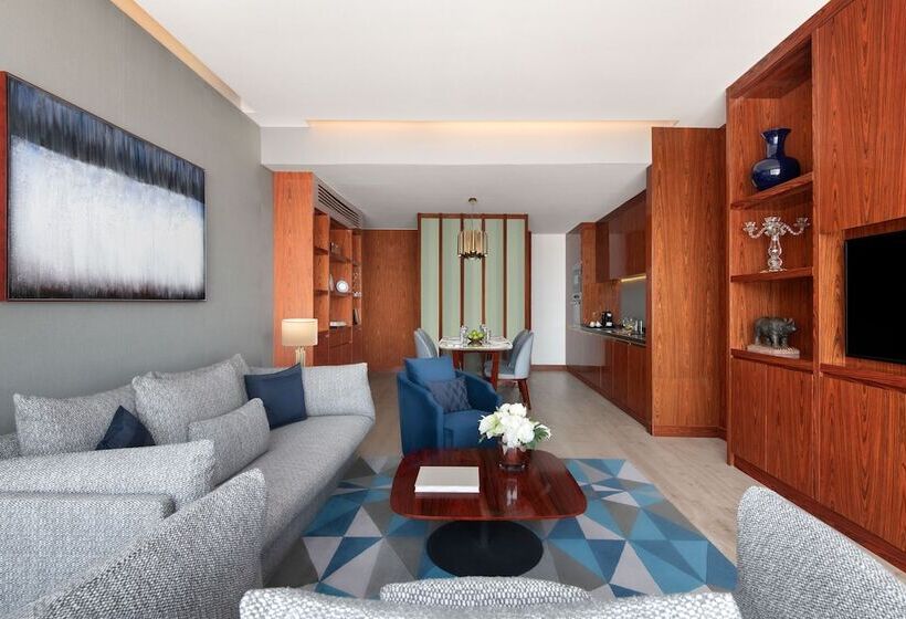 سوئیت 2 خوابه, The Bentley Luxury Hotel & Suites