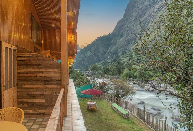 4인용 스탠다드 룸, The Brightside Resorts Tirthan   A Riverside
