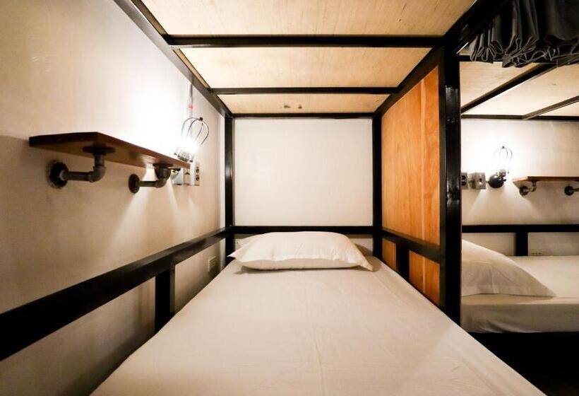 تختخواب در اتاق مشترک, Ocean Breeze Hostel By Daily Sweet