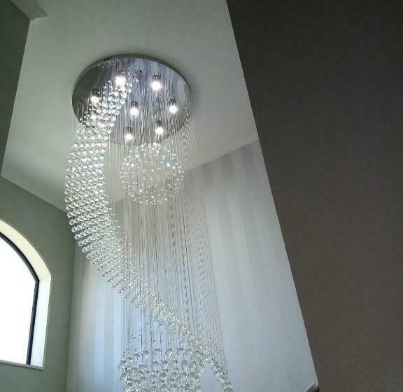 豪华房间, Two Rooms With One Queen Size Bed In Each Room One Bathroom For The Two Rooms