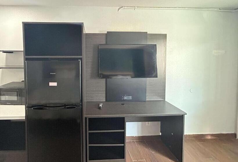 غرفة قياسية لذوى الاحتياجات الخاصة, Studio 6 Hemet, Ca