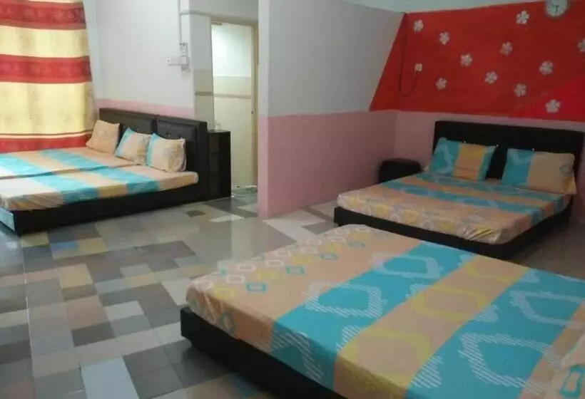 سوییت خانوادگی, Karim Guest House