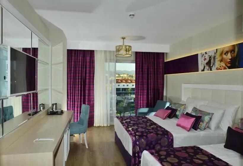 Deluxe Room with Views