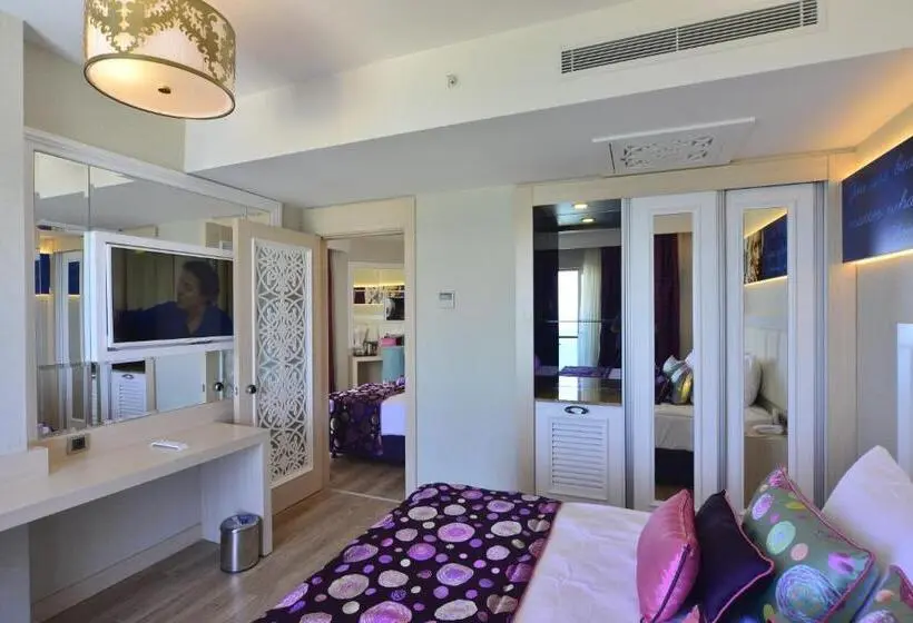 Family Room Sea View