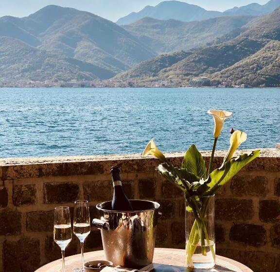 اتاق استاندارد با تراس, Carrubba