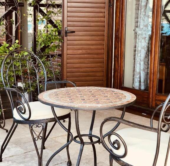 سوئیت سینیور, Carrubba