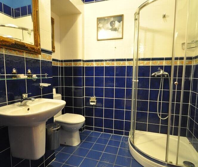 סוויטת קומפורט, Grand Hotel Praha