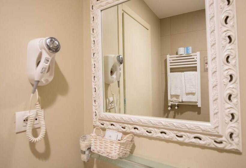 Номер Стандарт, Alessi Hotel Trattoria