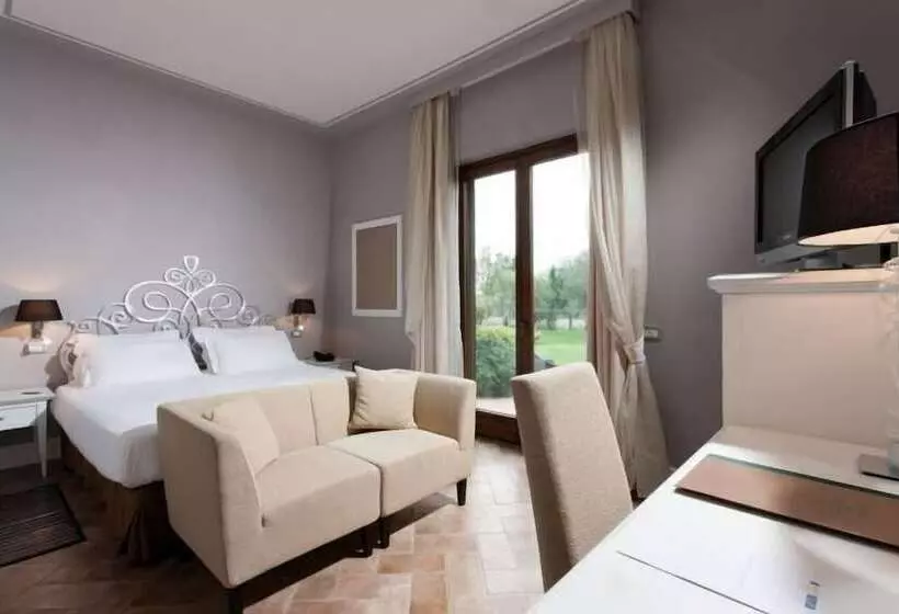 سوییت, Alla Corte Delle Terme Resort