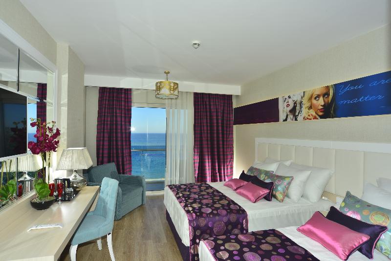 اتاق لوکس با چشم‌انداز دریا, Azura Deluxe Resort & Spa - Ultra All Inclusive