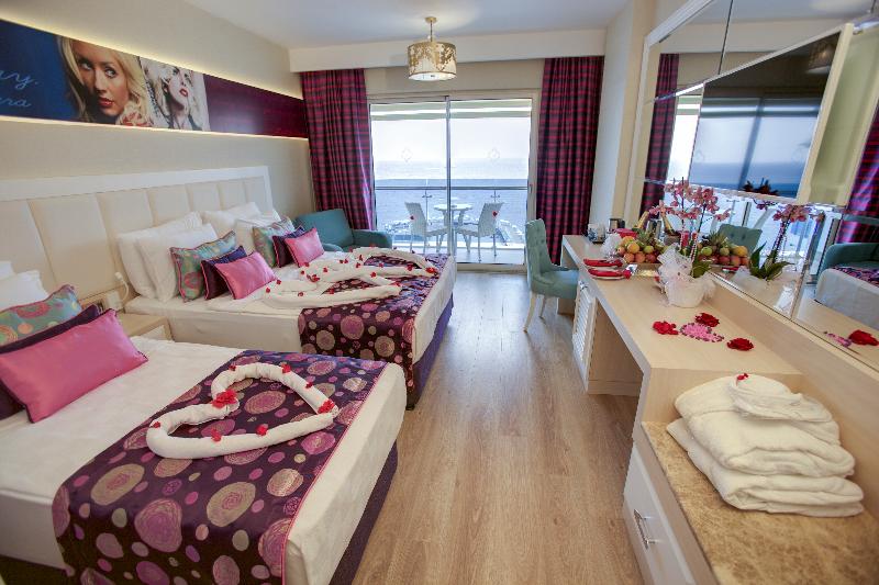 اتاق لوکس با چشم‌انداز دریا, Azura Deluxe Resort & Spa - Ultra All Inclusive