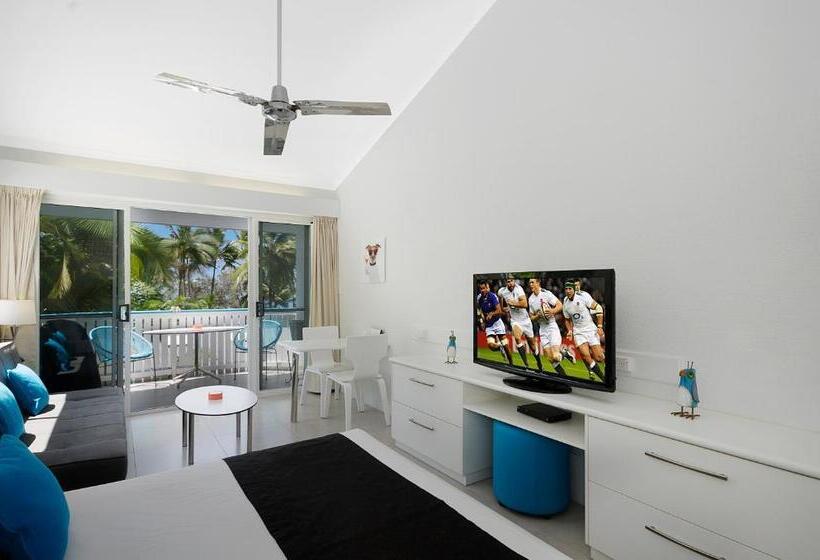 Superior studio with view, By The Sea Port Douglas