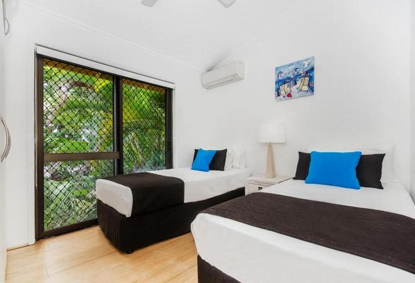Вилла 3 Спальни, By The Sea Port Douglas