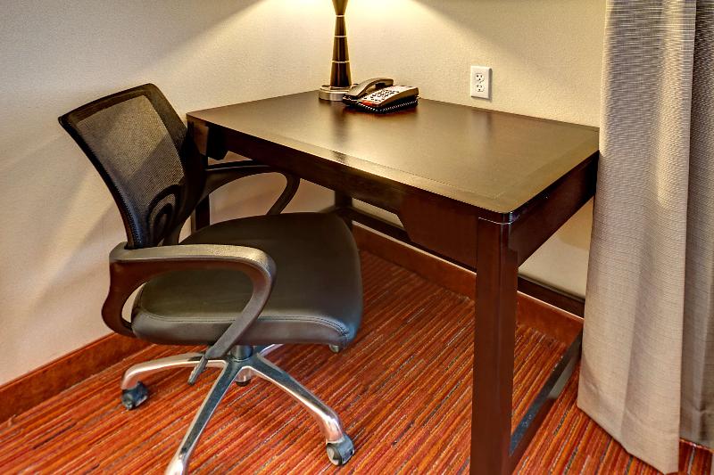 Стандартный Номер Кровать Кинг, Hampton Inn & Suites Ada