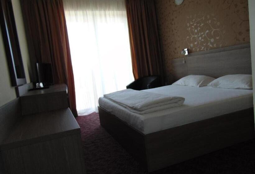 Номер Стандарт с Балконом, Holiday