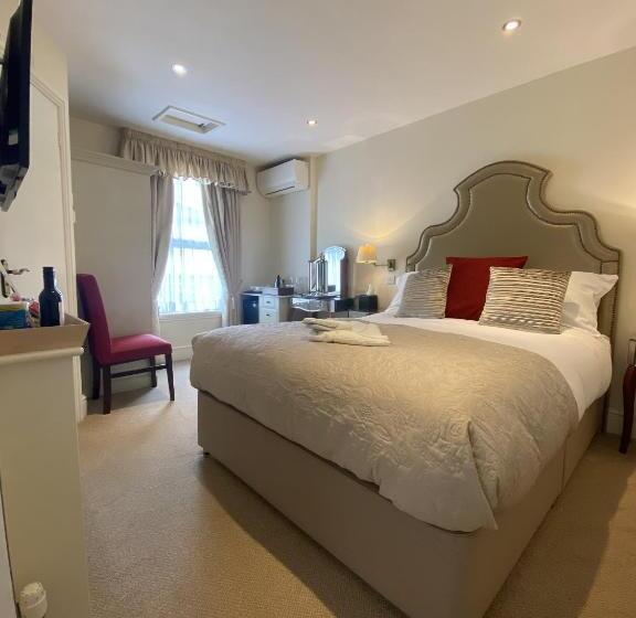 اتاق سوپریور با تخت بزرگ, Kingston House