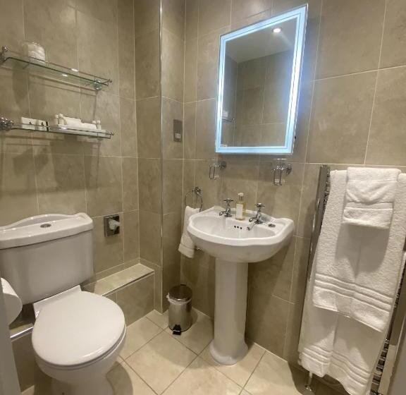 اتاق سوپریور, Kingston House