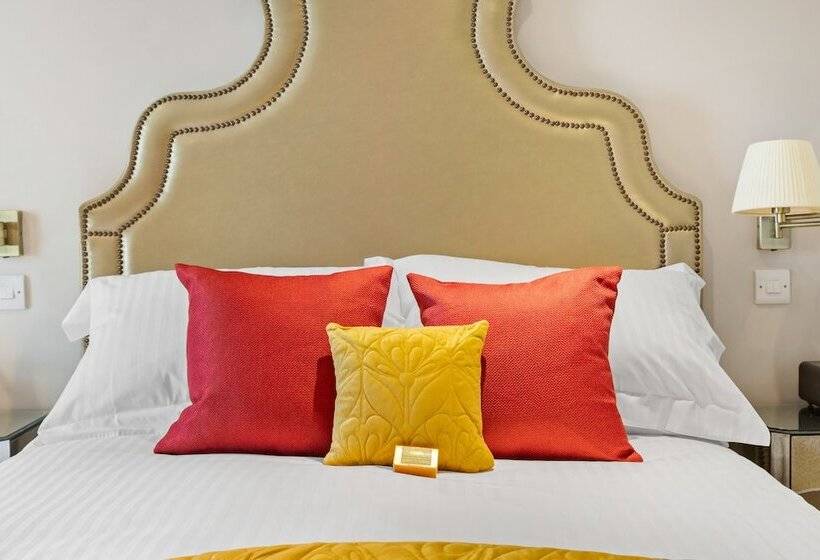 اتاق سوپریور, Kingston House