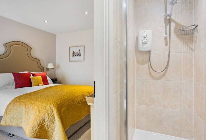 اتاق سوپریور, Kingston House