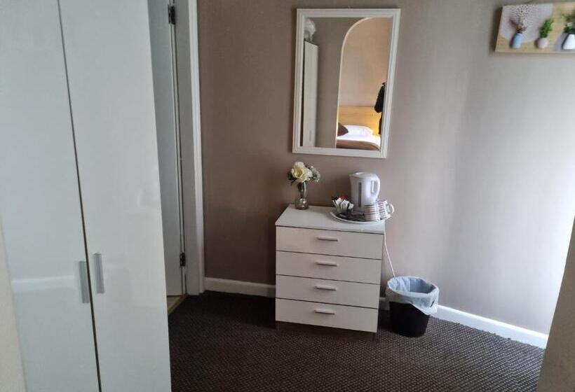 חדר סטנדרט, Lexham