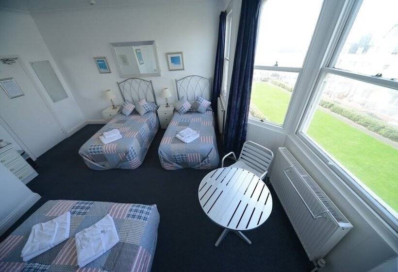 패밀리 룸, Marine View