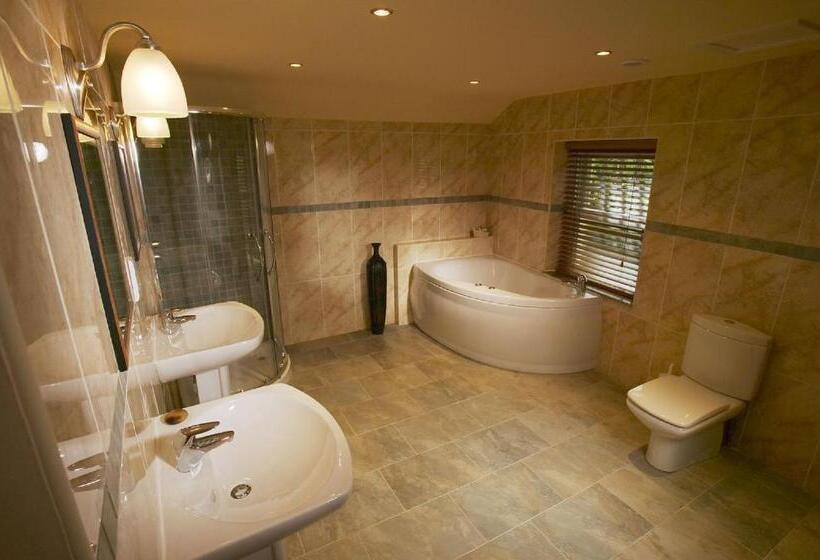 غرفة تنفيذية, Moss Grove Organic