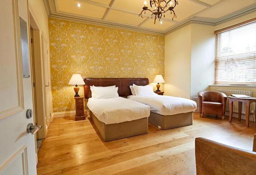 غرفة تنفيذية, Moss Grove Organic