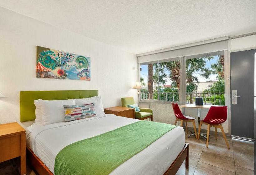 Полулюкс, Park Royal Orlando