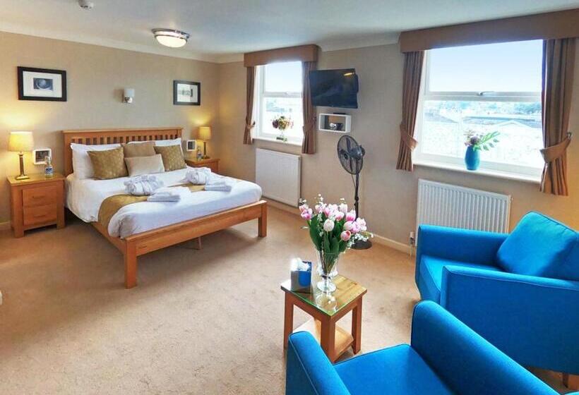 اتاق لوکس, Riviera Lodge